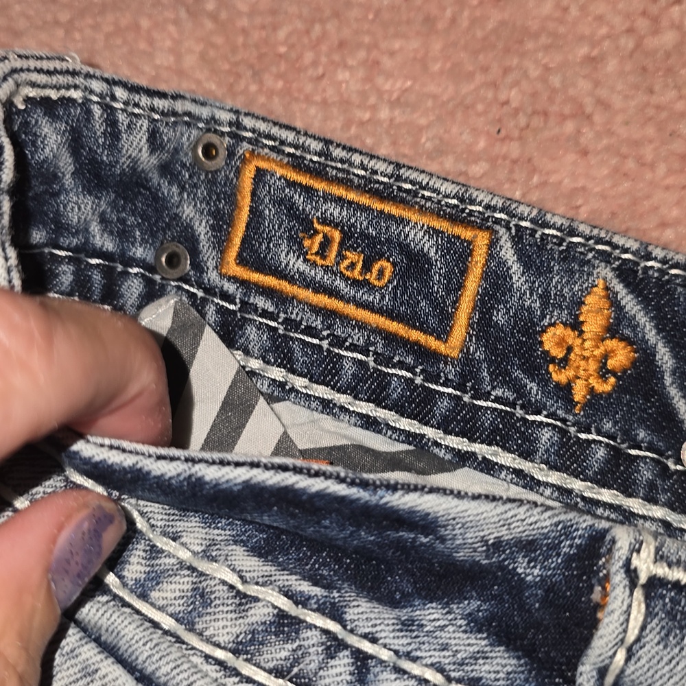 ROCK REVIVAL 28 SHORTS - Picture 4 of 7